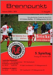 Titelbild der Zeitschrift „Brennpunkt“ mit dem Fußballspiel zwischen dem SV Kickers Büdingen und dem FV Eintracht Wetzlar. Saison 2020/2021.