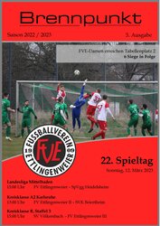 Titelblatt von „Brennpunkt“ mit einer Aufnahme eines Fußballspiels mit Spielern in grünen und roten Trikots, datiert 12. März 2023.